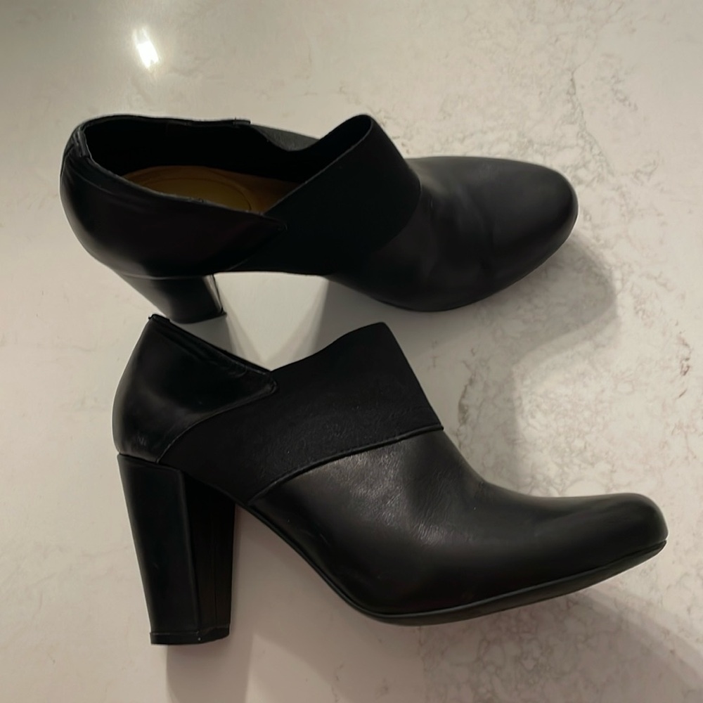 Browns Black Leather chunky heel ankle boot size 36